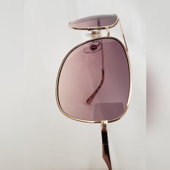 Fashionable Sunglasses - Picture 6 of 13